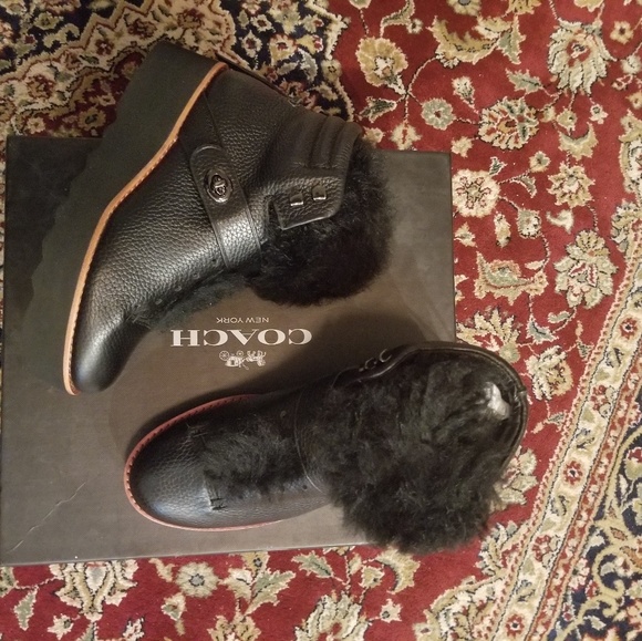 coach urban hiker rubber booties